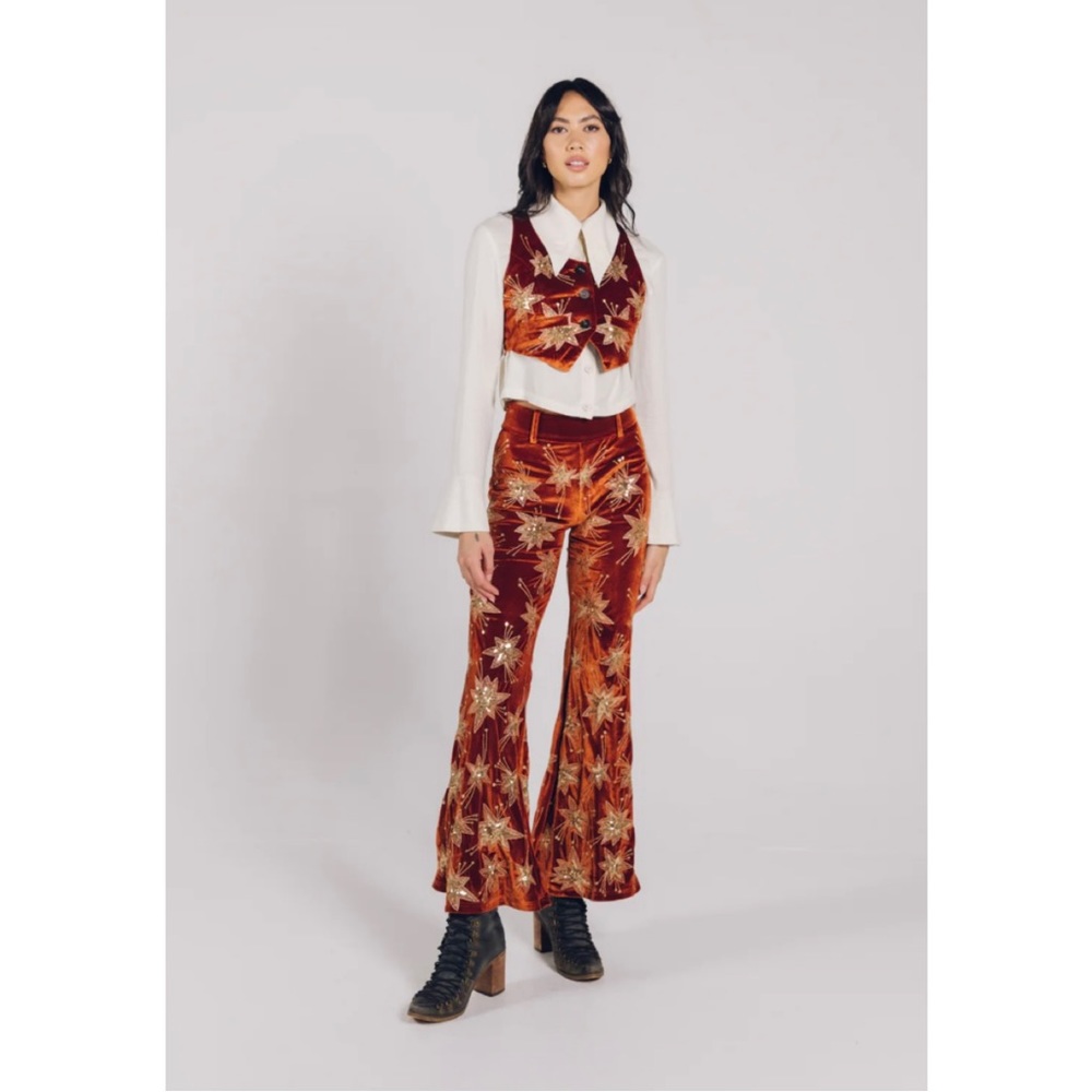 Lenni chromatic flare pants gold sequin embroidery 70’s star